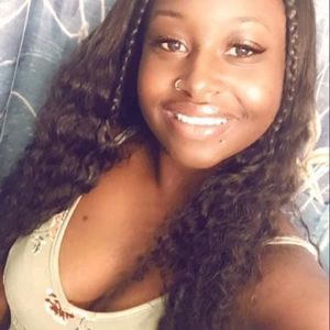 Meet your Posher, Antoria